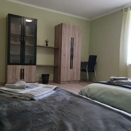 Maros Gyongye Vendeghaz מאקו