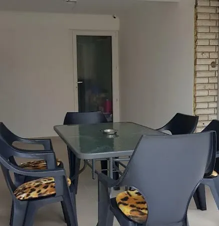 דירה Maros Gyongye Vendeghaz